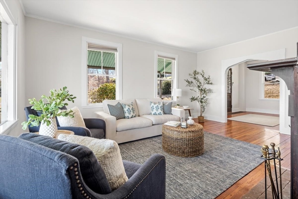 55 Whiton Avenue Hingham, MA 02043 - Photo 5 of 30 a living room with furniture and a potted plant