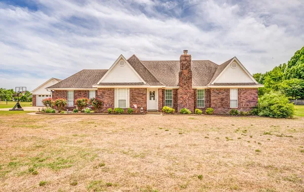 $315,000 | 3445 Drummonds Road, Drummonds, TN 38023