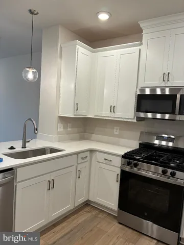 $2,950 | 20823 Cloongee Terrace, Sterling, VA 20166