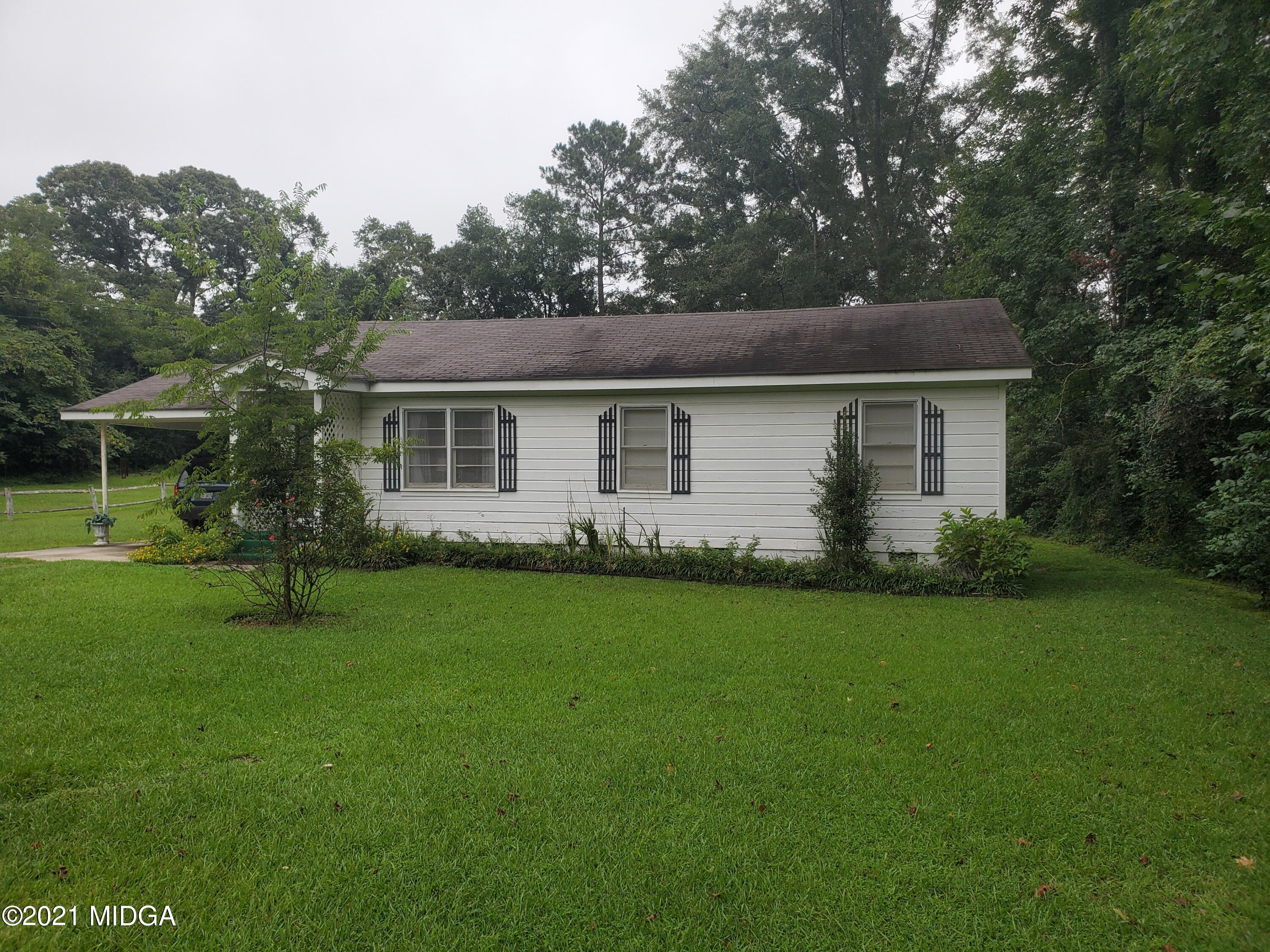 7144 Molton Road Macon, GA 31216 - Photo 1 of 22 20210823_103825