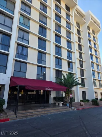 $1,400 | 3930 South University Center Drive, Unit 204, Las Vegas, NV 89119