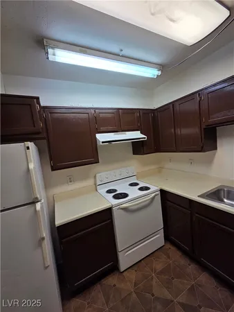$1,400 | 3930 South University Center Drive, Unit 204, Las Vegas, NV 89119