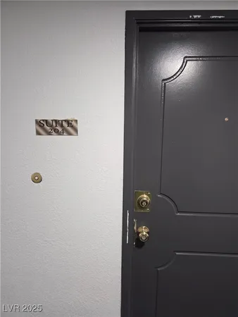 $1,400 | 3930 South University Center Drive, Unit 204, Las Vegas, NV 89119