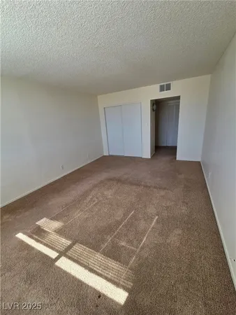 $1,400 | 3930 South University Center Drive, Unit 204, Las Vegas, NV 89119