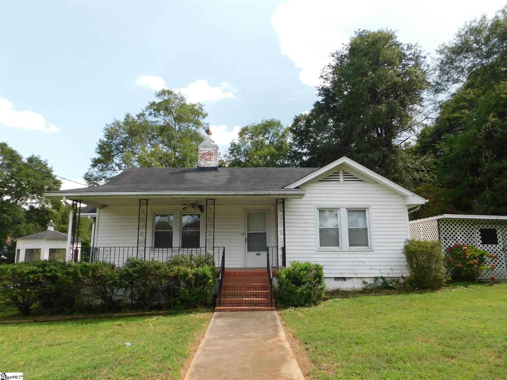 108 Center Street Greer, SC 29651 - Photo 1 of 22 Gallery Image 1