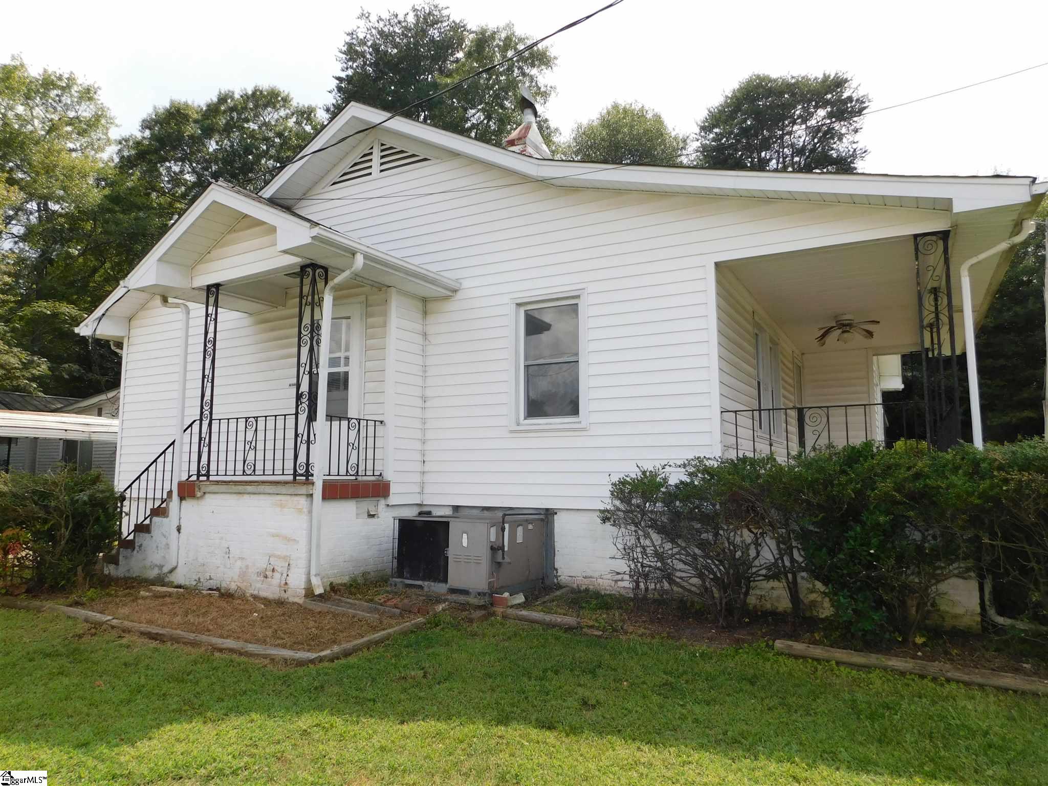 108 Center Street Greer, SC 29651 - Photo 4 of 22 Gallery Image 4