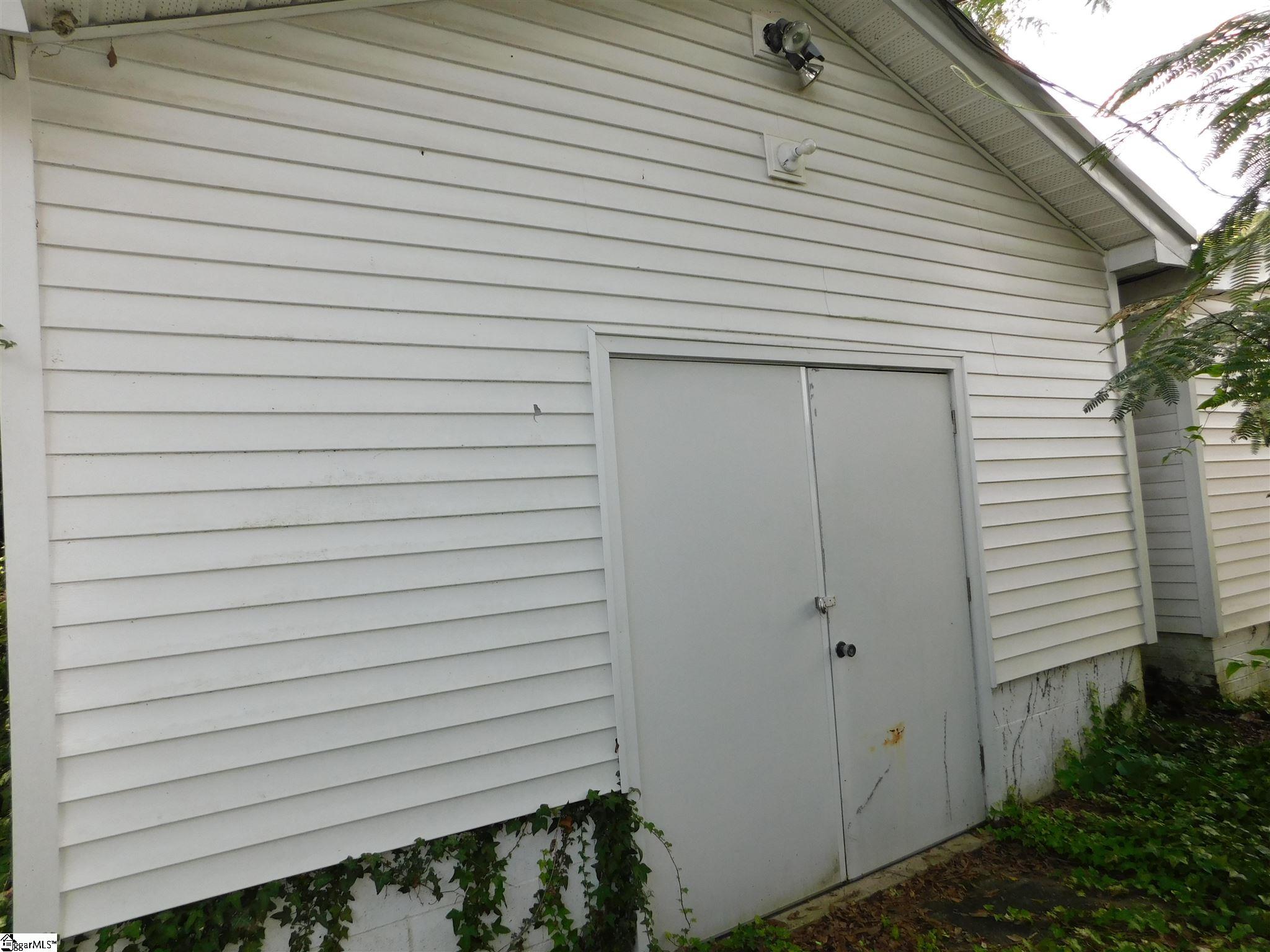 108 Center Street Greer, SC 29651 - Photo 8 of 22 Gallery Image 8