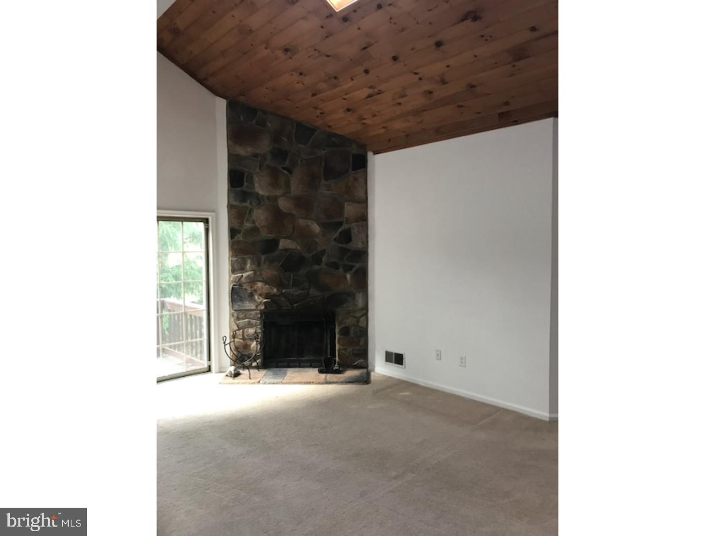 212 Christopher Place, Unit 12 Chalfont, PA 18914 - Photo 9 of 21 Living Room