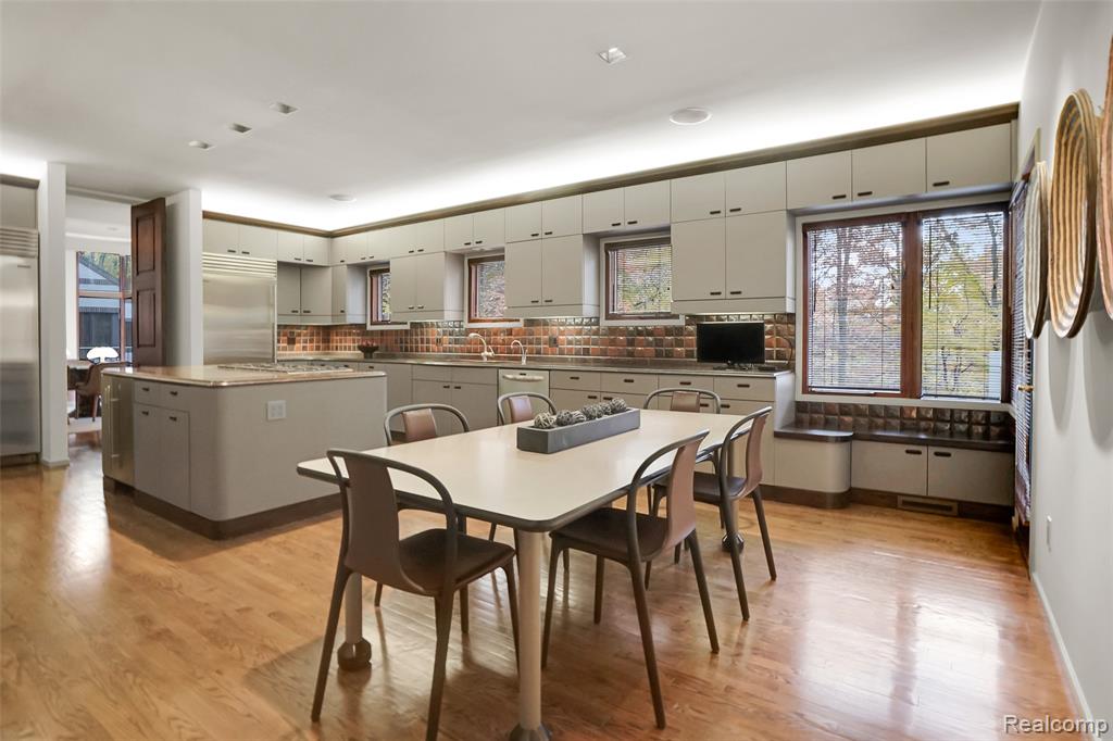 1335 Trowbridge Road Bloomfield Hills, MI 48304 - Photo 23 of 70