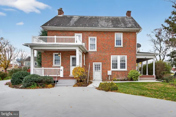 $459,000 | 379 East Main Street, Leola, PA 17540