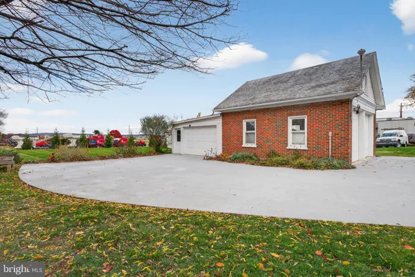 $459,000 | 379 East Main Street, Leola, PA 17540