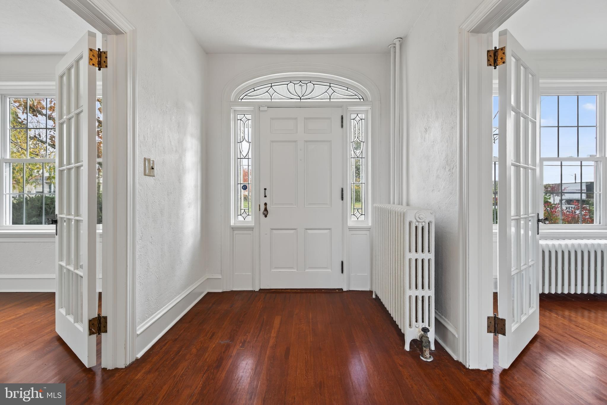 379 East Main Street Leola, PA 17540 - Photo 7 of 56