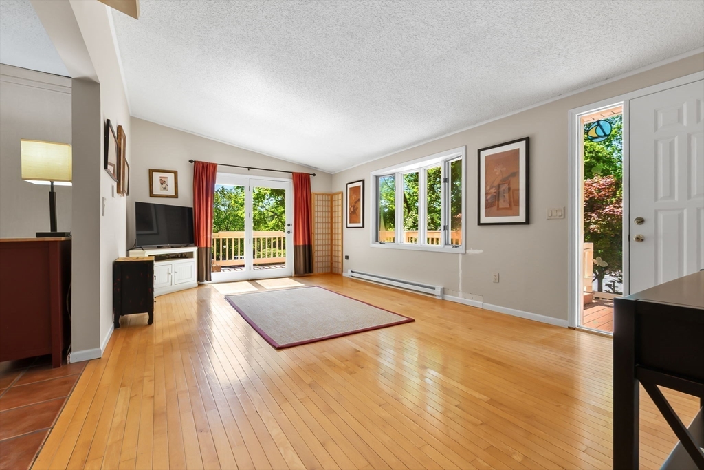 12 Wildwood Road Danvers, MA 01923 - Photo 4 of 35