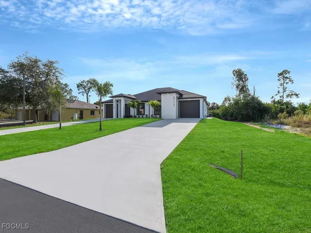 $539,900 | 5117-5119 24th Street Southwest, Lehigh Acres, FL 33973