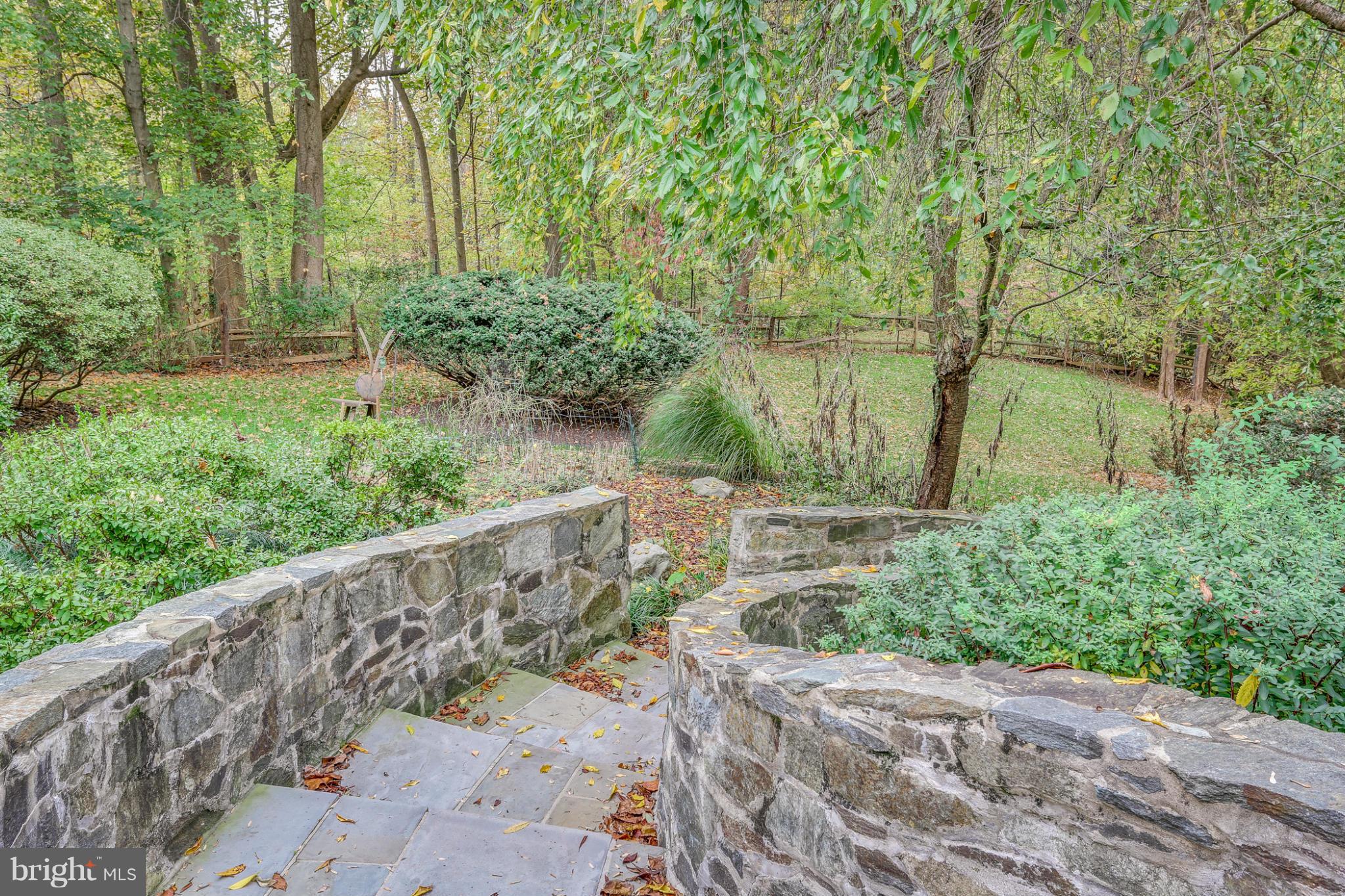12006 River Road Potomac, MD 20854 - Photo 28 of 29 Exterior (Rear)