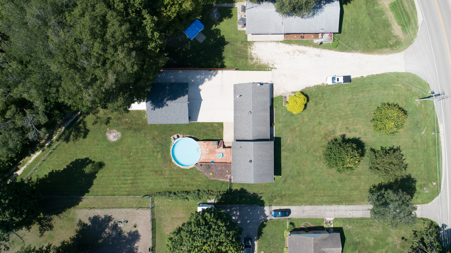 5411 Emerson Road Sterling, IL 61081 - Photo 10 of 36