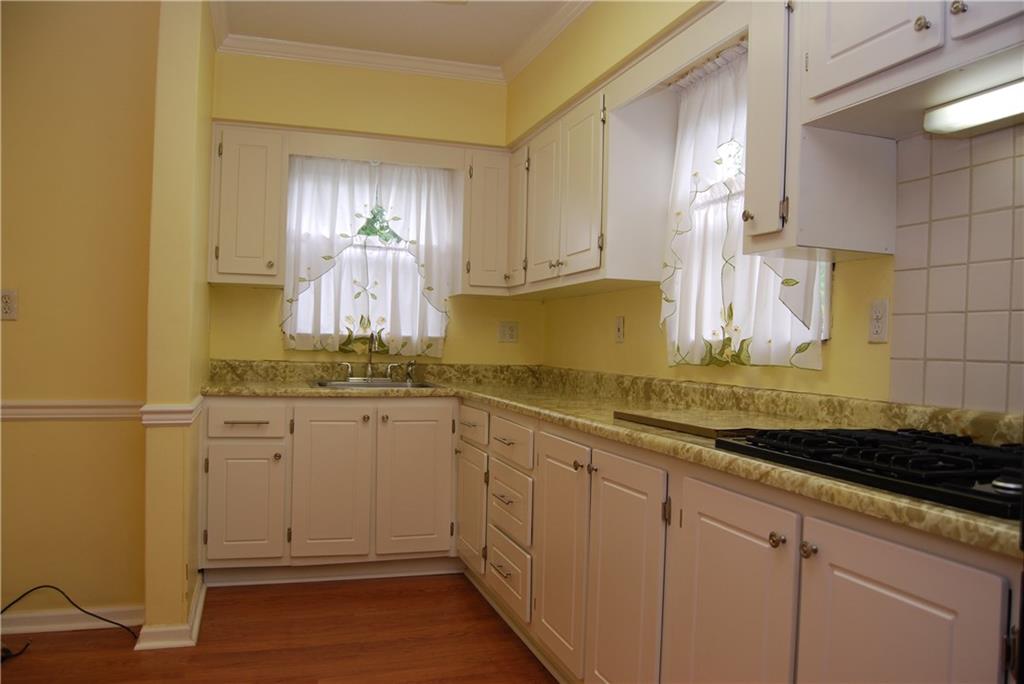 62 Coraopolis Road Coraopolis, PA 15108 - Photo 14 of 25 Lots of counter space! Look at the beautiful cabinets.