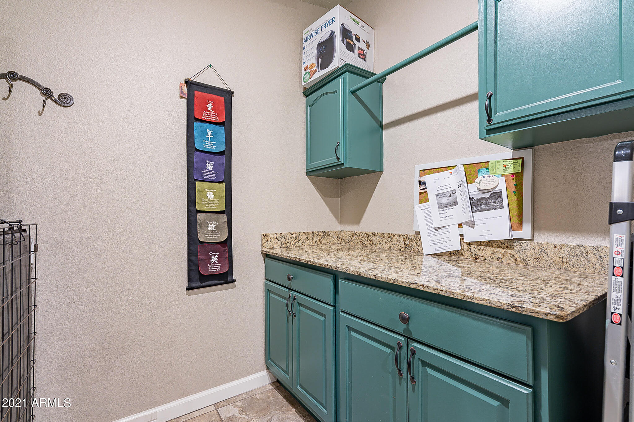 73 South Hilton Road Apache Junction, AZ 85119 - Photo 15 of 66 Hilton-22