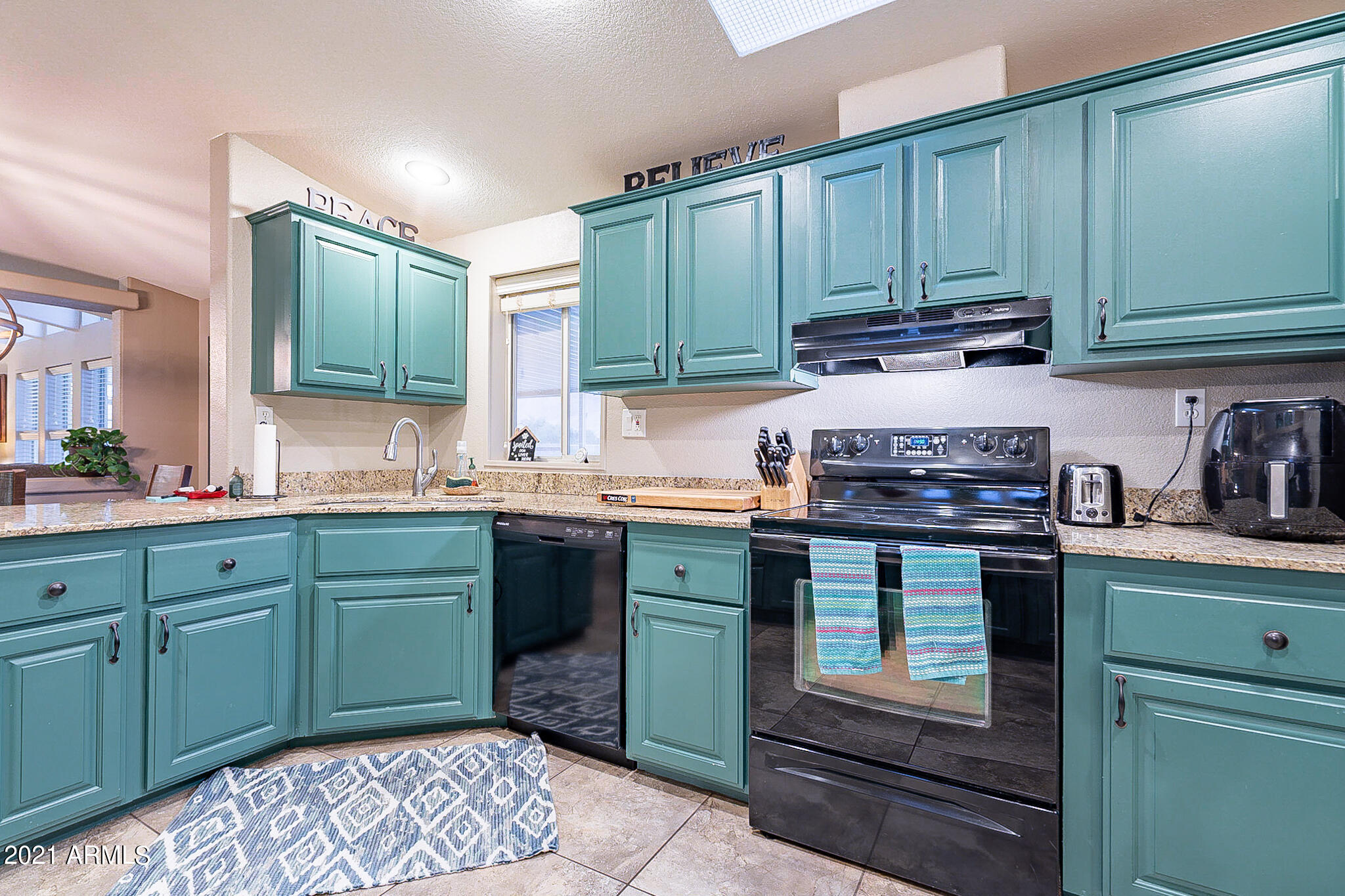 73 South Hilton Road Apache Junction, AZ 85119 - Photo 17 of 66 Hilton-24