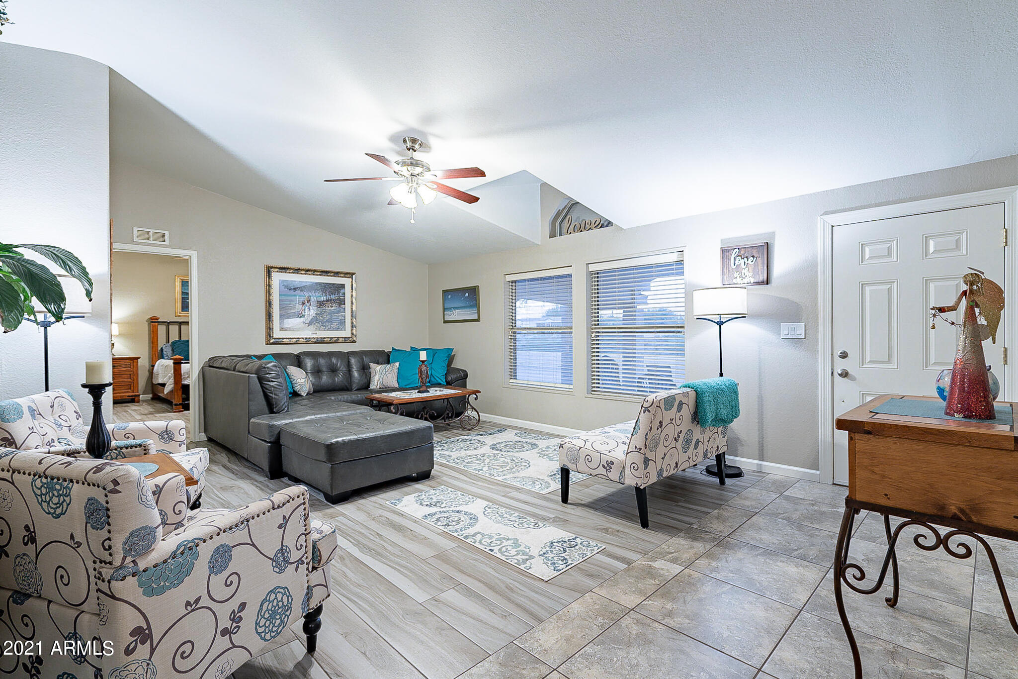 73 South Hilton Road Apache Junction, AZ 85119 - Photo 7 of 66 Hilton-13