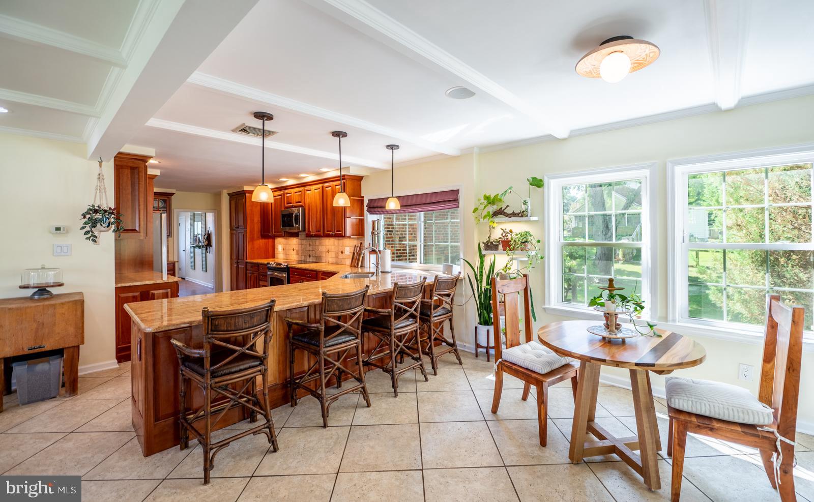 22 Salisbury Lane Malvern, PA 19355 - Photo 10 of 57 a dining room with furniture and window