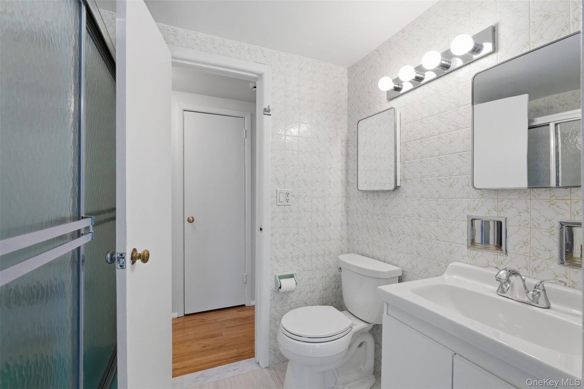 67 Old Country Road New Rochelle, NY 10804 - Photo 22 of 33