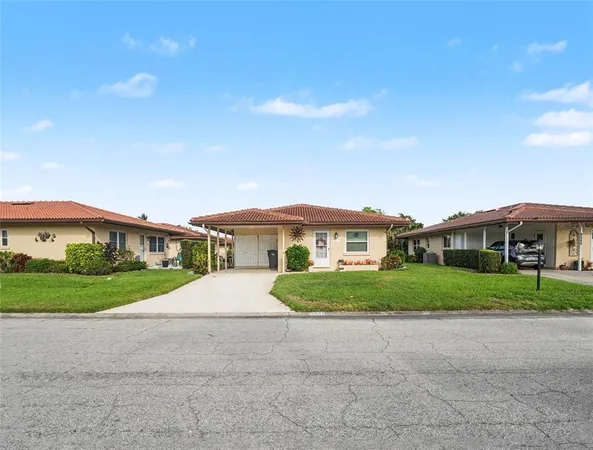 $234,900 | 6608 Auburn Avenue, Unit 6608, Bradenton, FL 34207