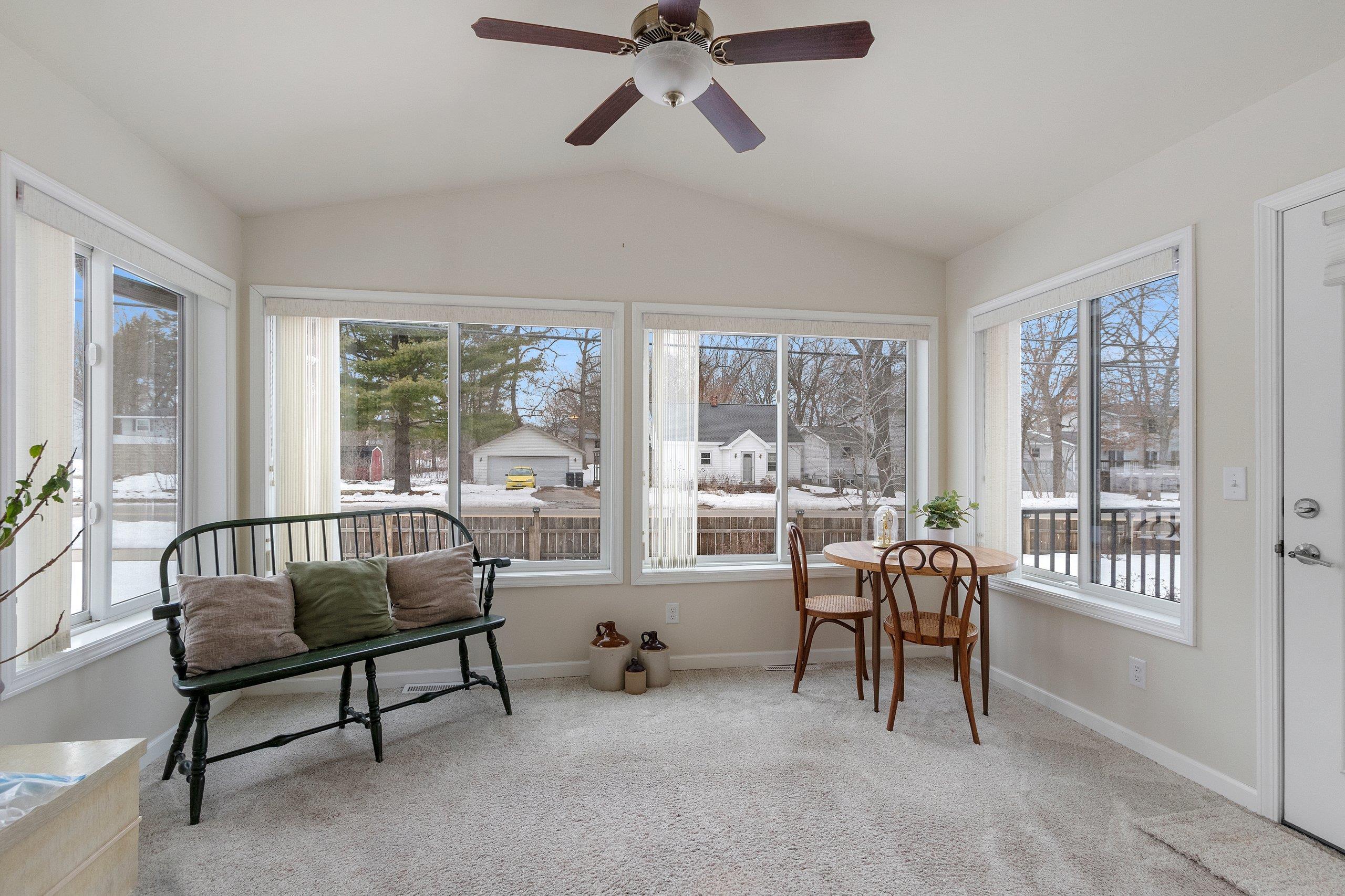 1601 Timber Trail Shawano, WI 54166 - Photo 7 of 38