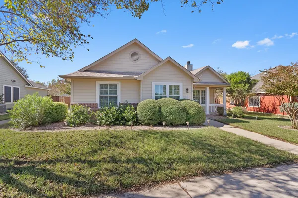 $2,050 | 153 Hickory Lane, Georgetown, TX 78633