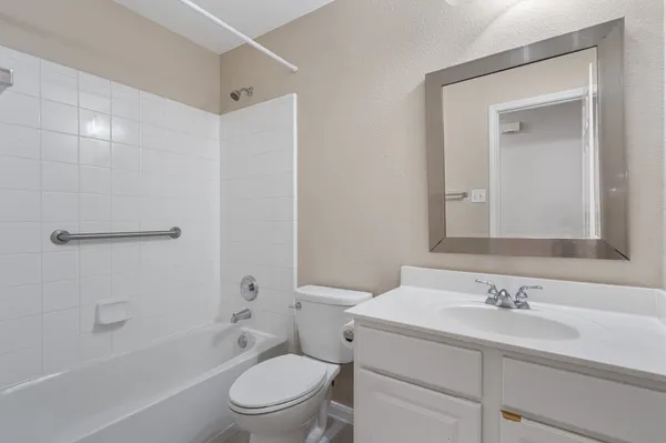 $2,050 | 153 Hickory Lane, Georgetown, TX 78633