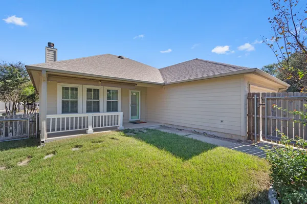 $2,050 | 153 Hickory Lane, Georgetown, TX 78633