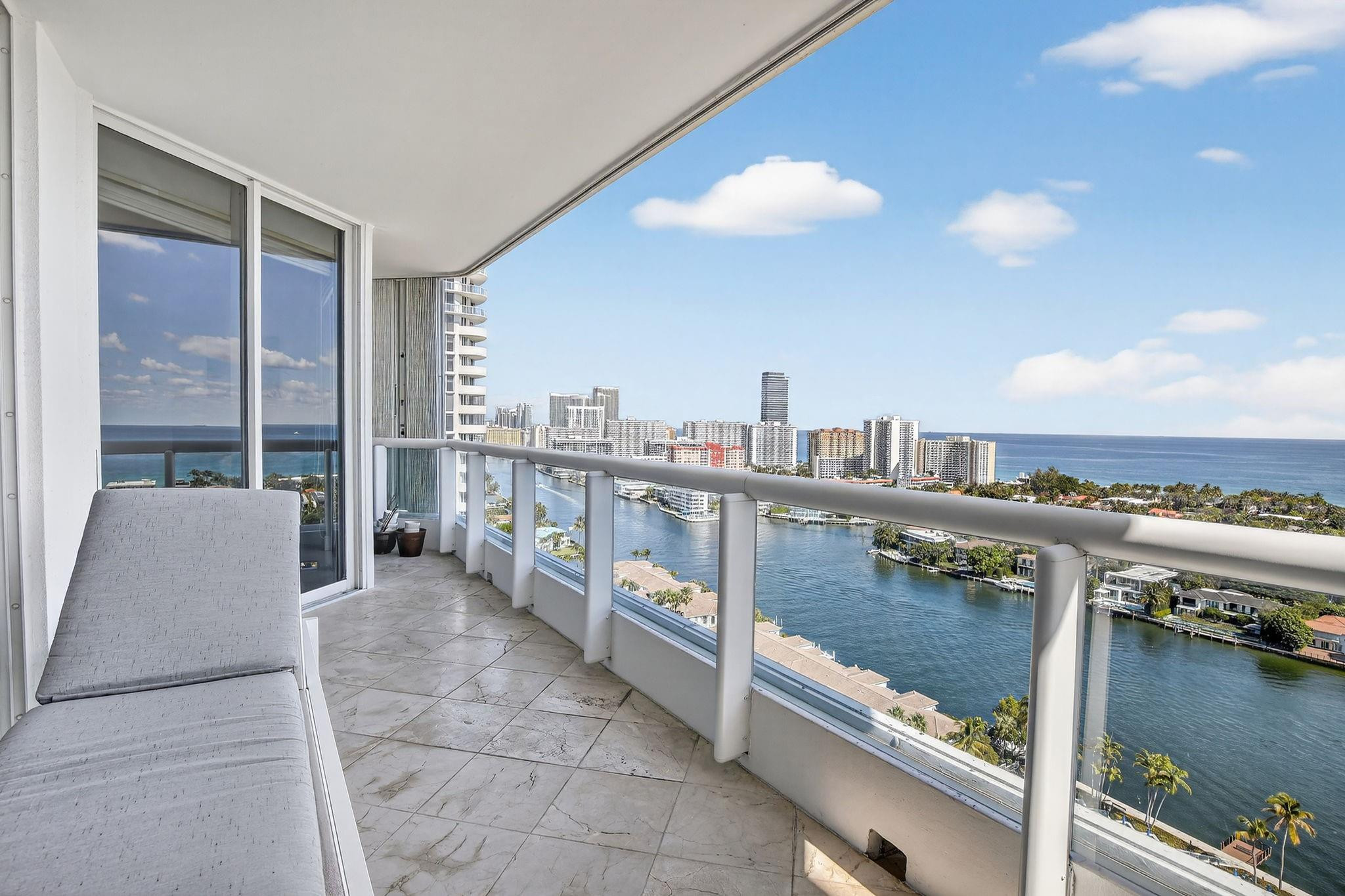 21150 Point Place, Unit 2201 Miami, FL 33180 - Photo 18 of 31 Photo 19