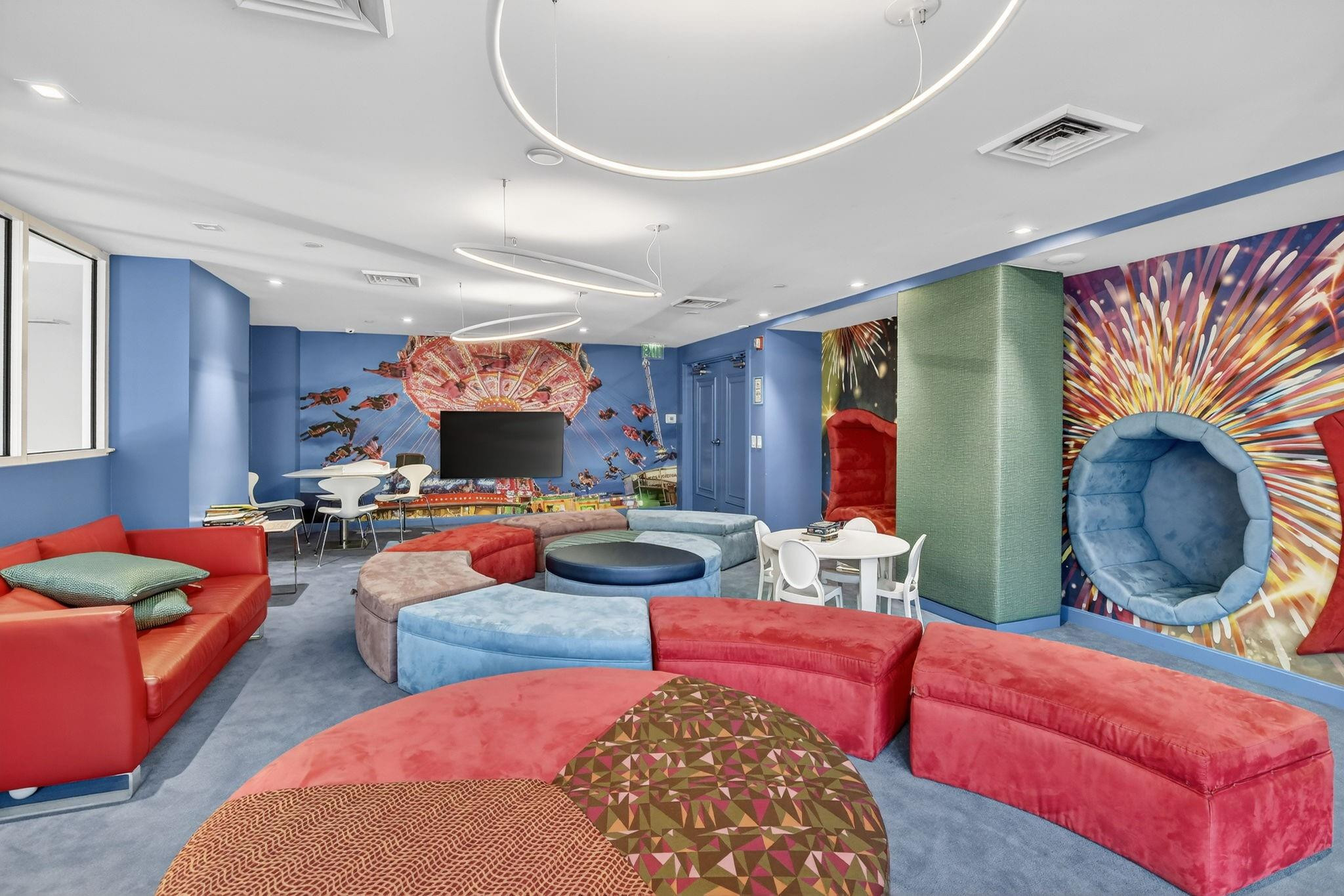 21150 Point Place, Unit 2201 Miami, FL 33180 - Photo 23 of 31 Kids Playroom