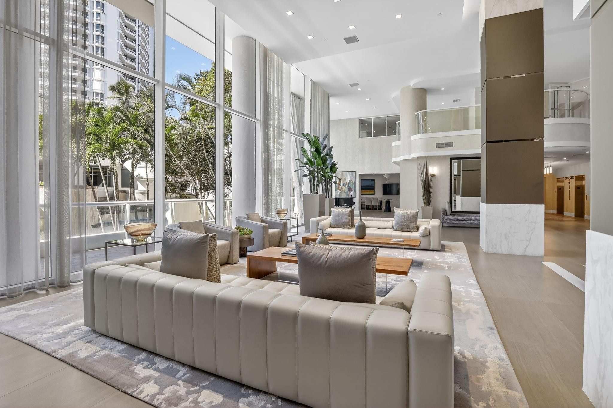 21150 Point Place, Unit 2201 Miami, FL 33180 - Photo 26 of 31 Photo 27