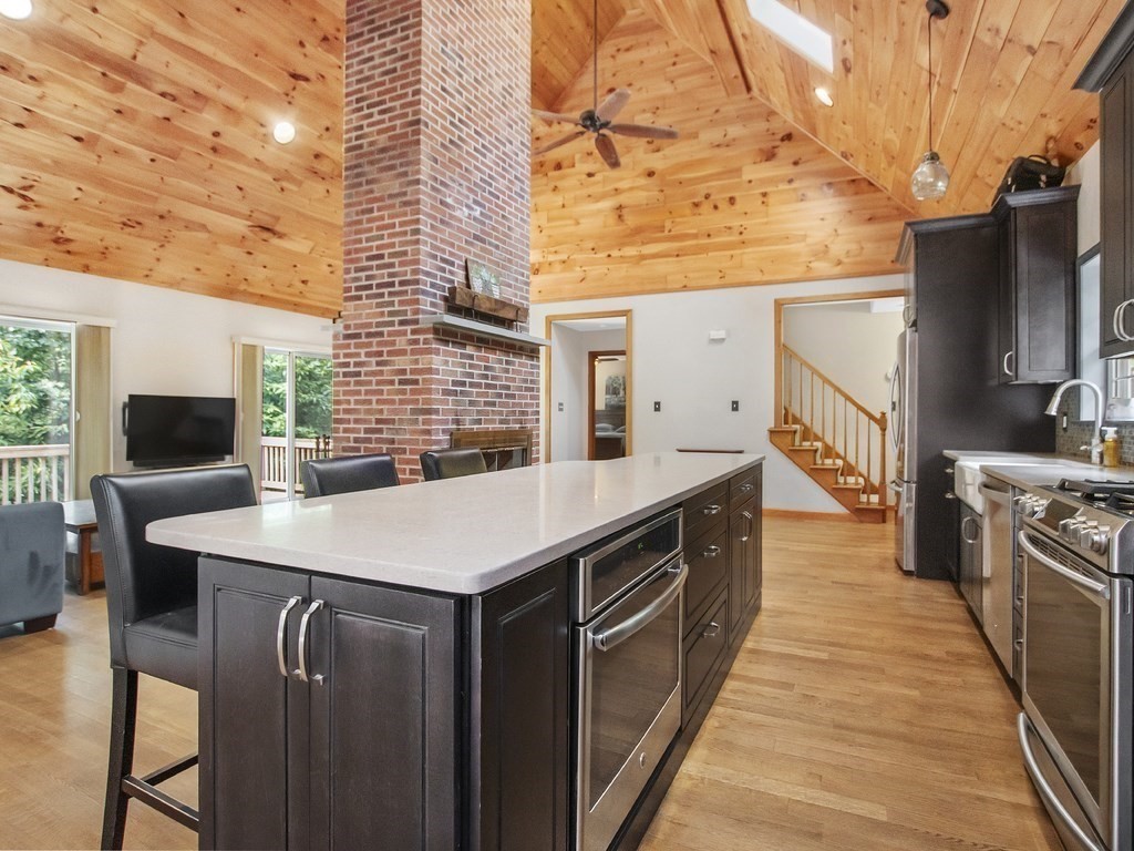 83 Lackey Dam Road Sutton, MA 01590 - Photo 7 of 24