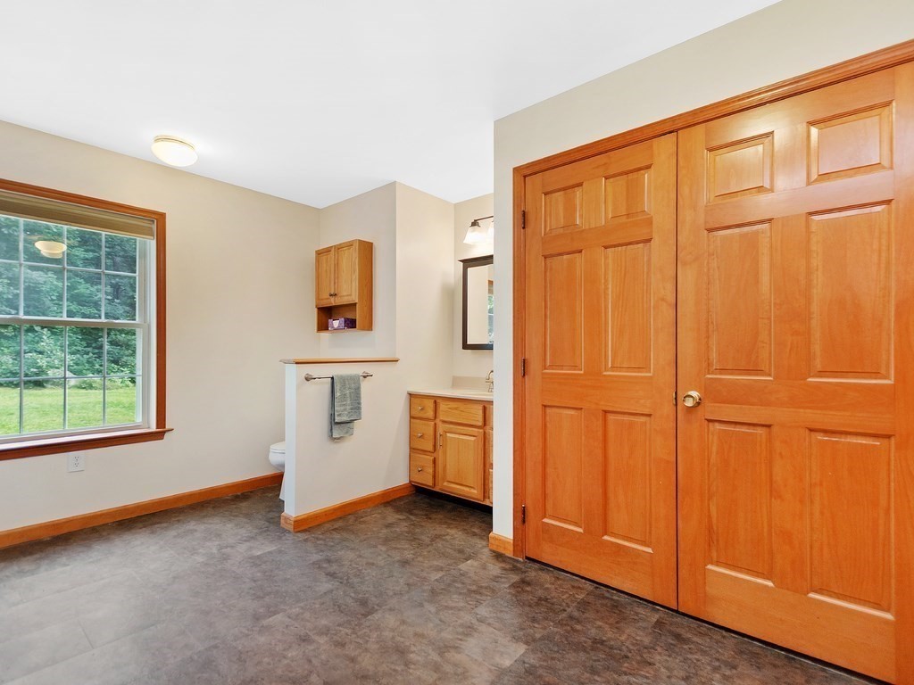 83 Lackey Dam Road Sutton, MA 01590 - Photo 10 of 24