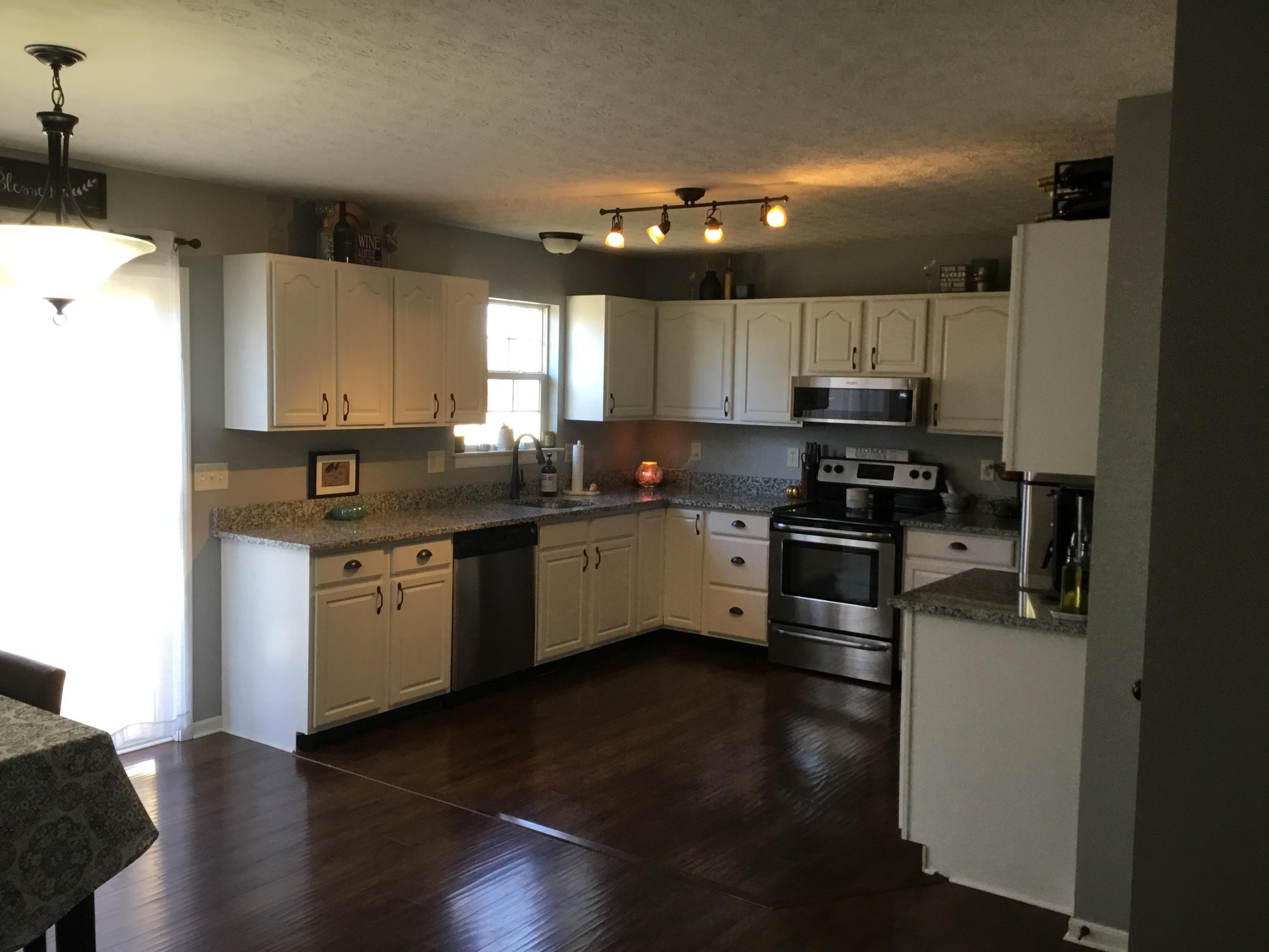 5034 Lee Road South Bloomfield, OH 43103 - Photo 2 of 10
