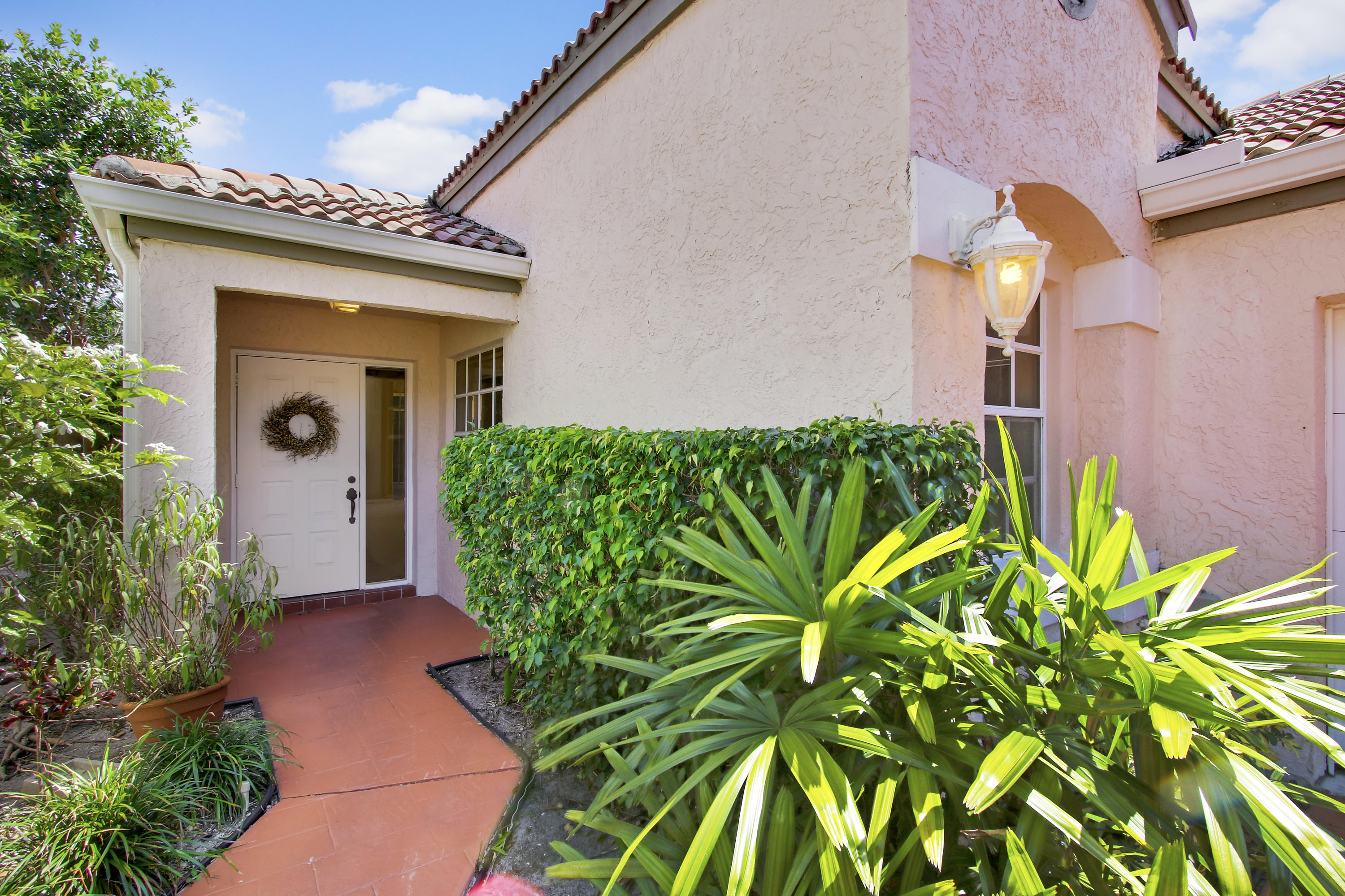 6208 La Vida Terrace Boca Raton, FL 33433 - Photo 2 of 20 43