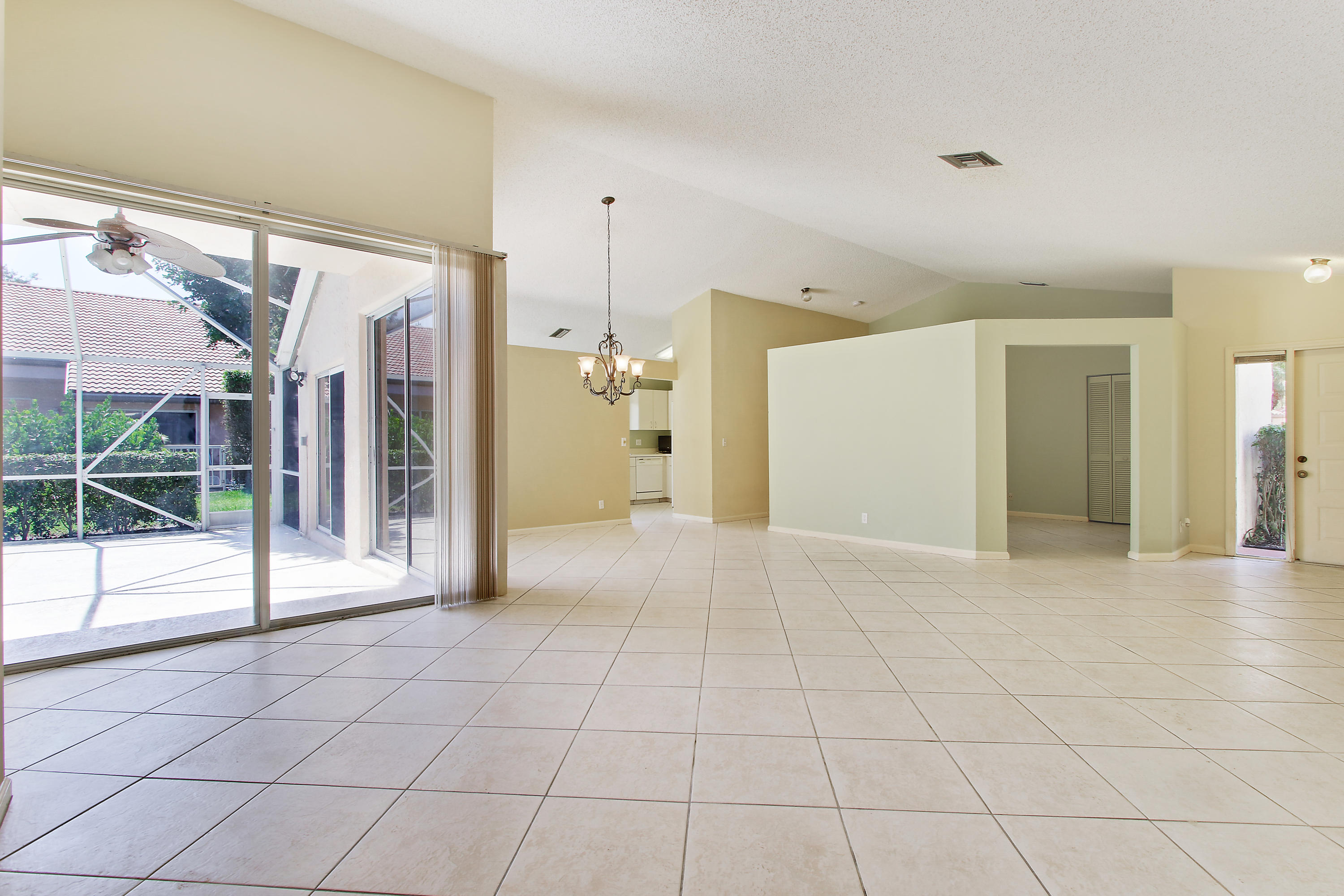 6208 La Vida Terrace Boca Raton, FL 33433 - Photo 4 of 20 45