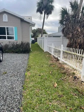 $2,800 | 1907 South Daytona Avenue, Flagler Beach, FL 32136