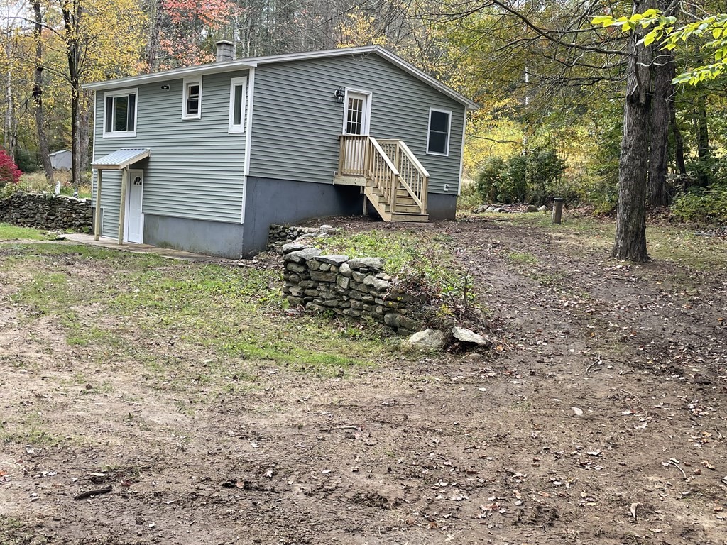 212 Holtshire Road Orange, MA 01364 - Photo 11 of 16 Gallery Image 11