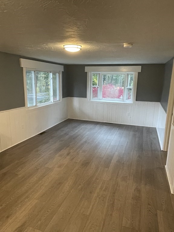212 Holtshire Road Orange, MA 01364 - Photo 4 of 16 Gallery Image 4