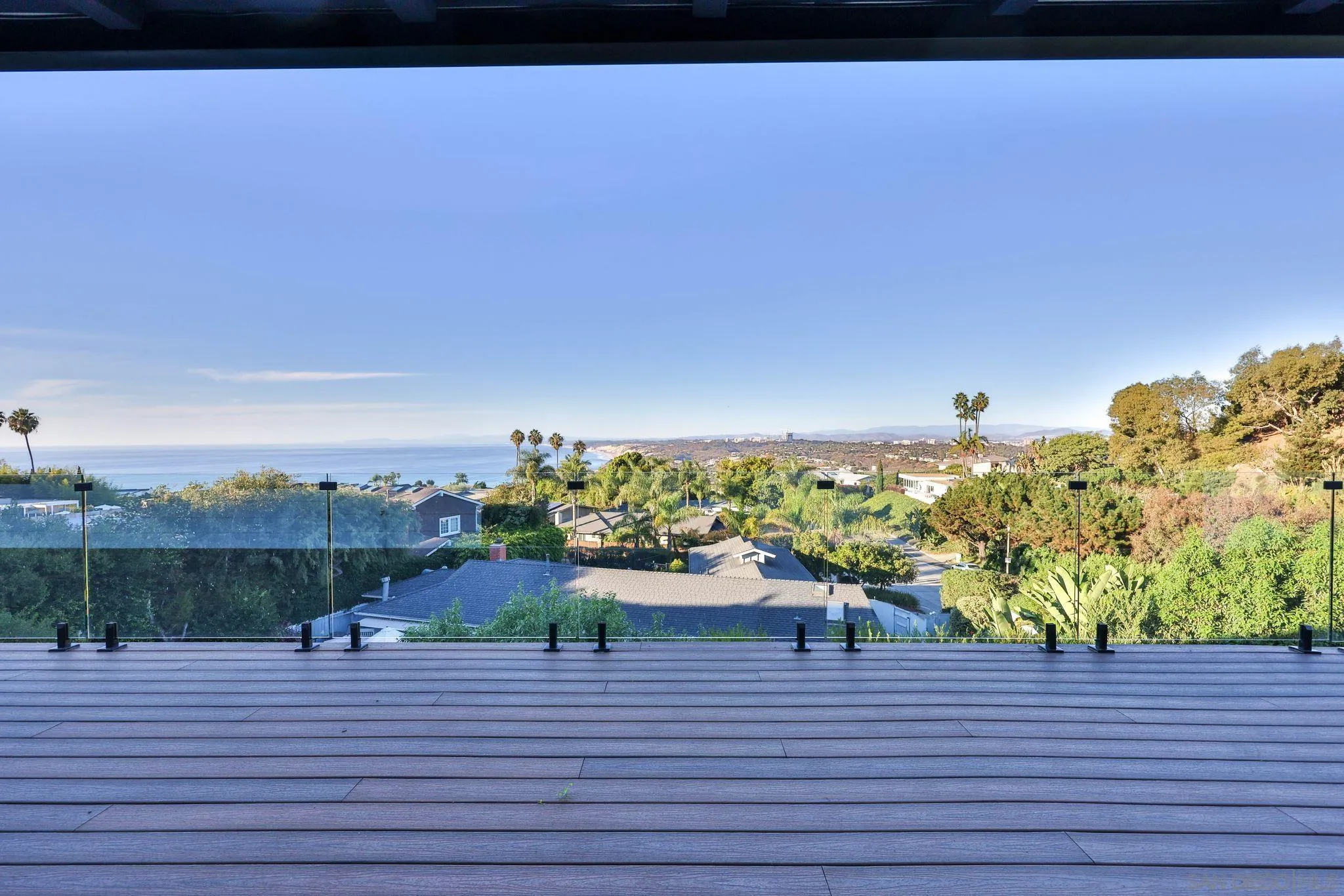 2364 Rue Adriane La Jolla, CA 92037 - Photo 7 of 27 a view of a terrace
