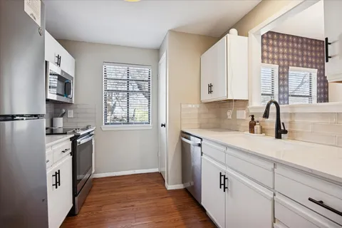 $1,225,000 | 3202 French Place, Austin, TX 78722