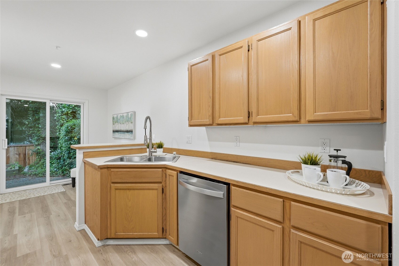4832 165th Place Southwest Edmonds, WA 98026 - Photo 12 of 36