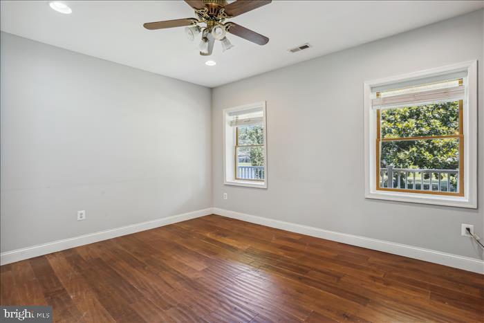 20845 Potomac View Road Sterling, VA 20165 - Photo 29 of 75 main level den