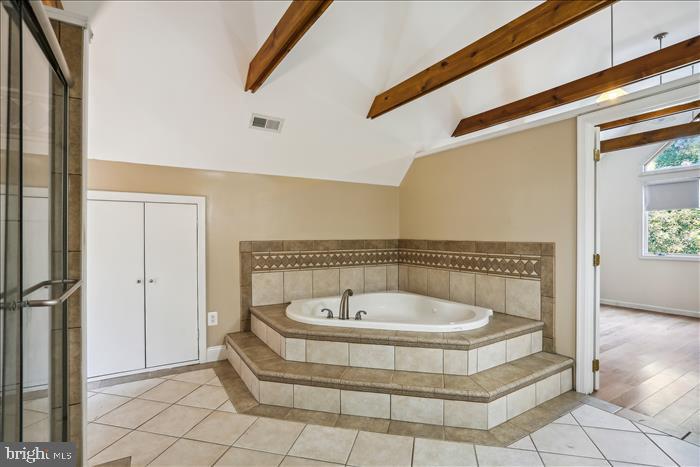 20845 Potomac View Road Sterling, VA 20165 - Photo 59 of 75 Owners bathroom