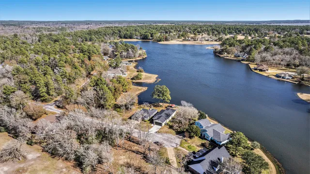 $324,000 | 475 Pinnacle, Trinity, TX 75862