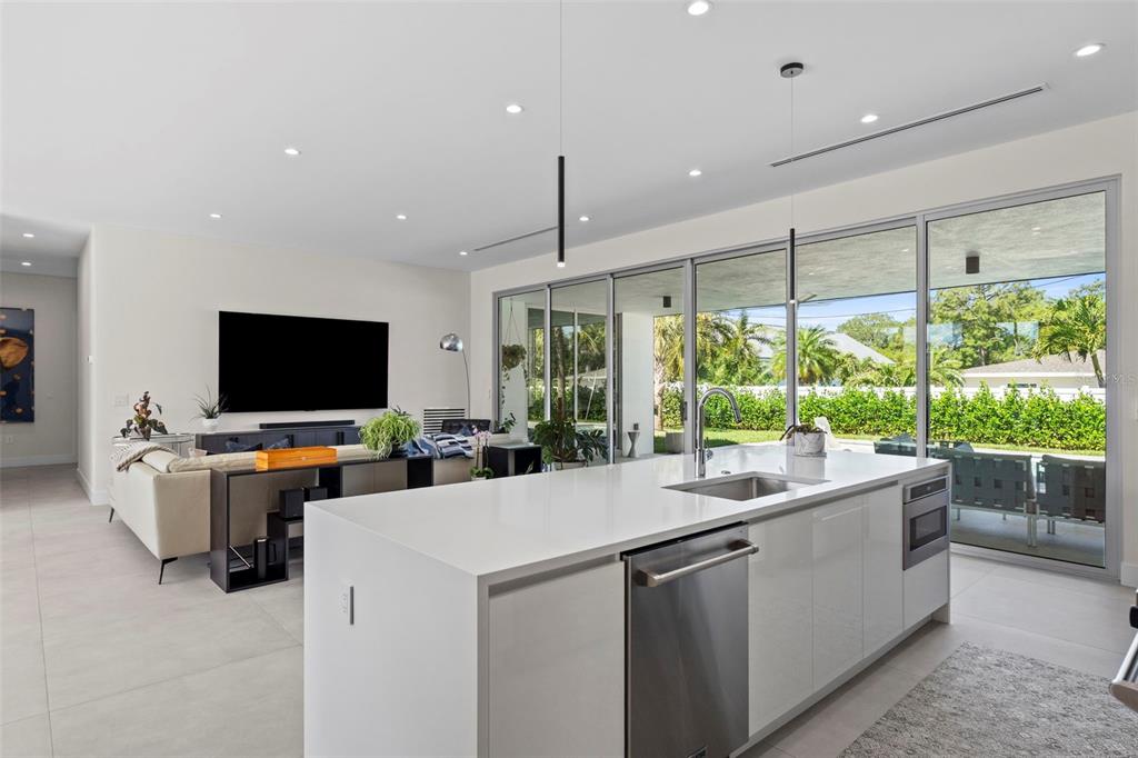 1304 Indian Rocks Road Belleair, FL 33756 - Photo 9 of 81 Gallery Image 9