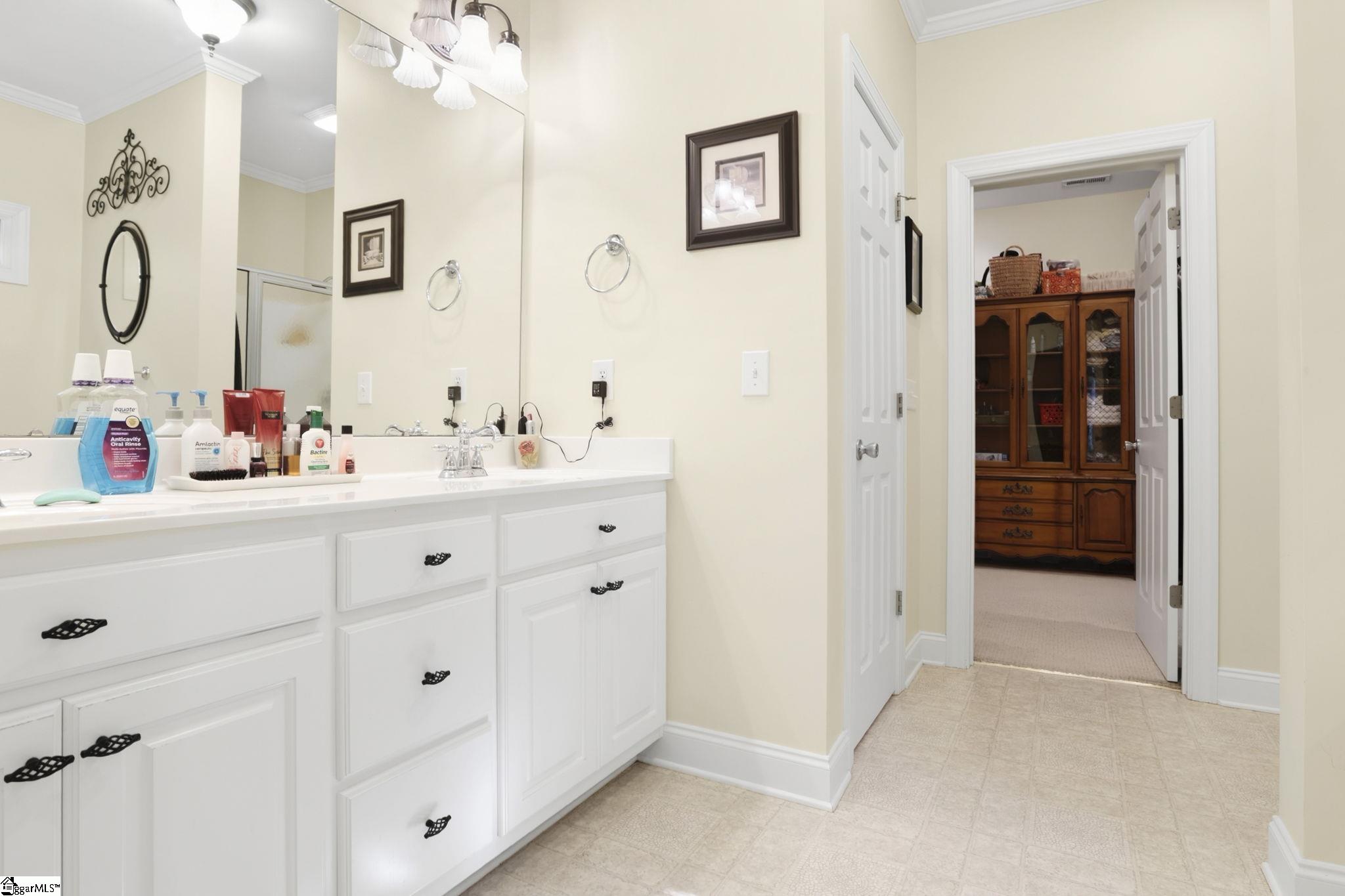 181 Lake Drive Greer, SC 29651 - Photo 18 of 42